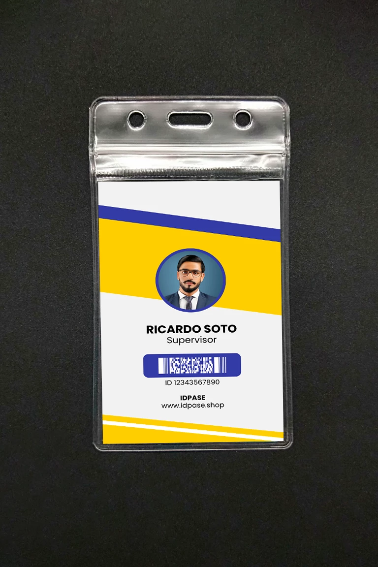 Portacredenciales Flexibles: Protección Impermeable y Multiuso